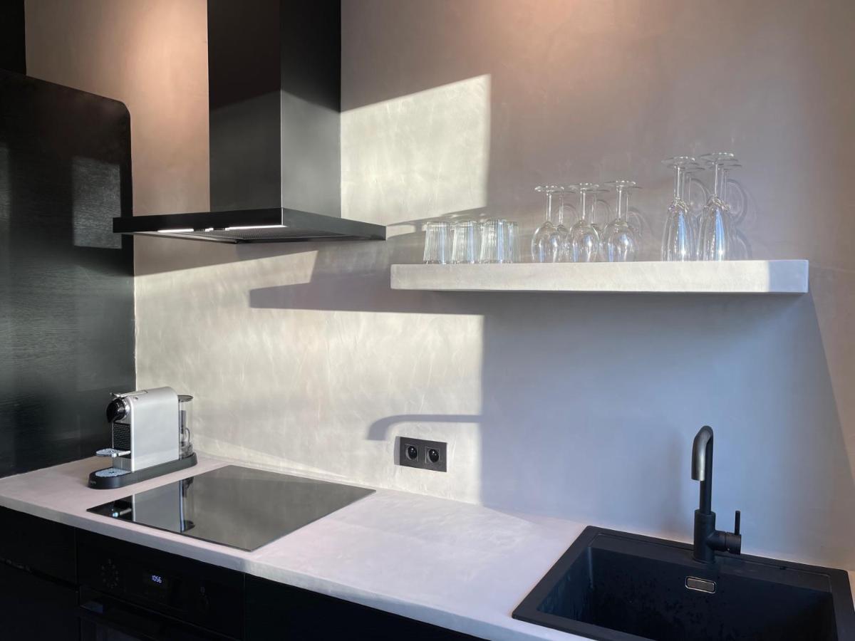 3 Bedroom Art-Nouveau Apartment With Free Parking Gent Ngoại thất bức ảnh