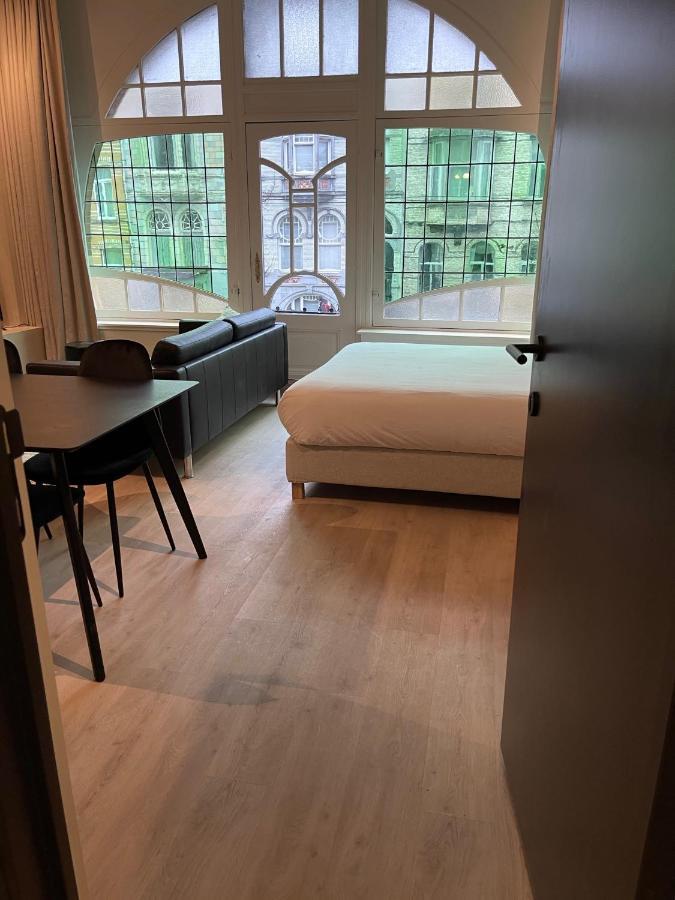 3 Bedroom Art-Nouveau Apartment With Free Parking Gent Ngoại thất bức ảnh