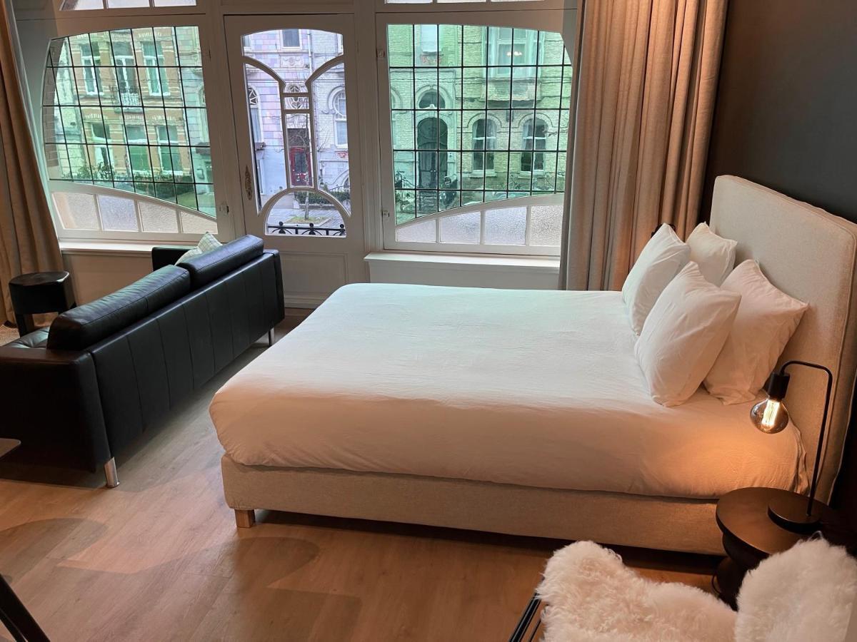 3 Bedroom Art-Nouveau Apartment With Free Parking Gent Ngoại thất bức ảnh