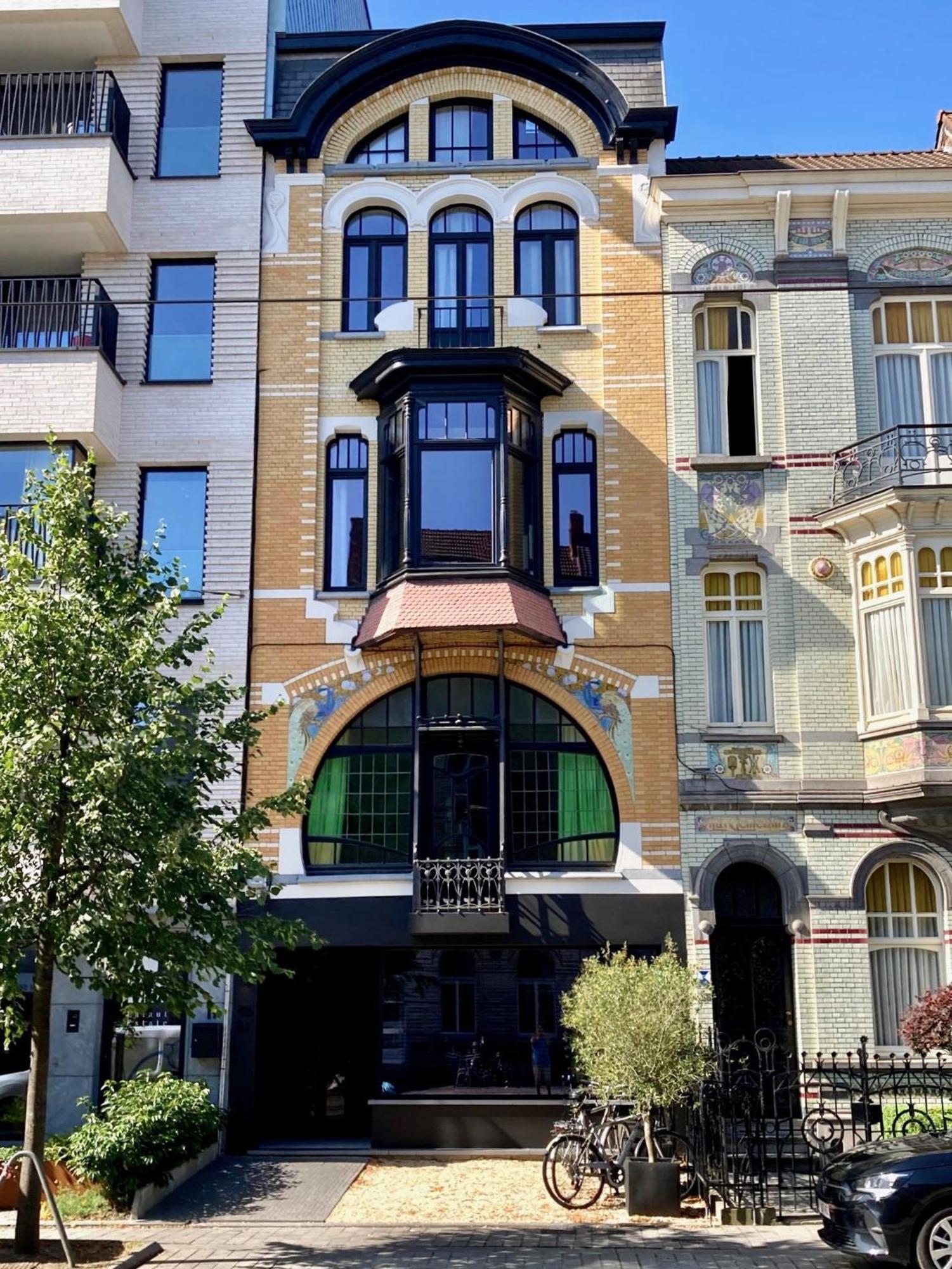 3 Bedroom Art-Nouveau Apartment With Free Parking Gent Ngoại thất bức ảnh